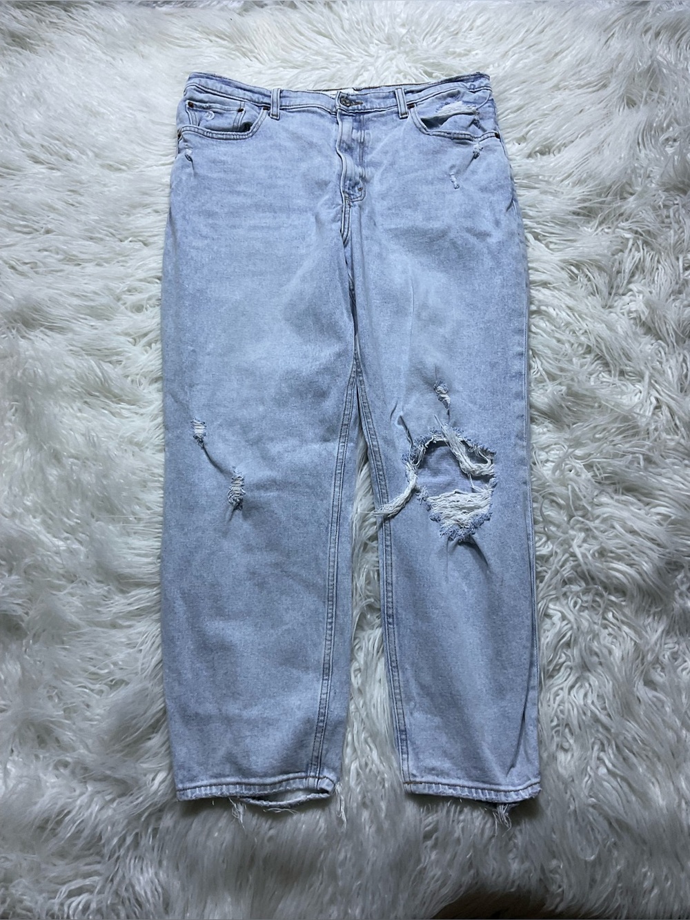 Abercrombie The Mom High Rise Jeans